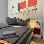 Am Bauhaus Apartment