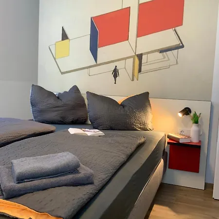Am Bauhaus Apartman