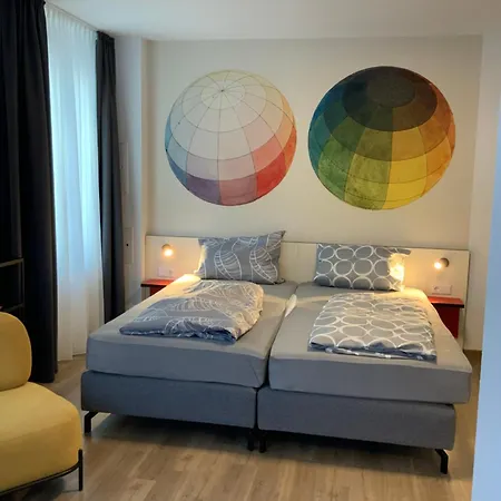 Am Bauhaus Apartment
